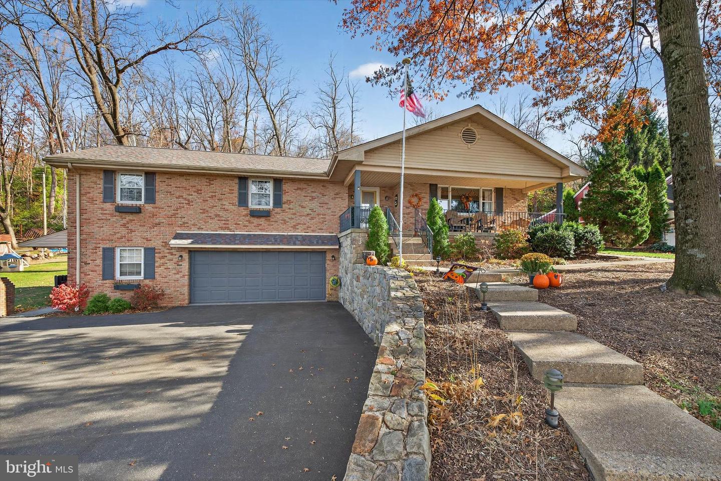 35 Bonview Drive, Denver