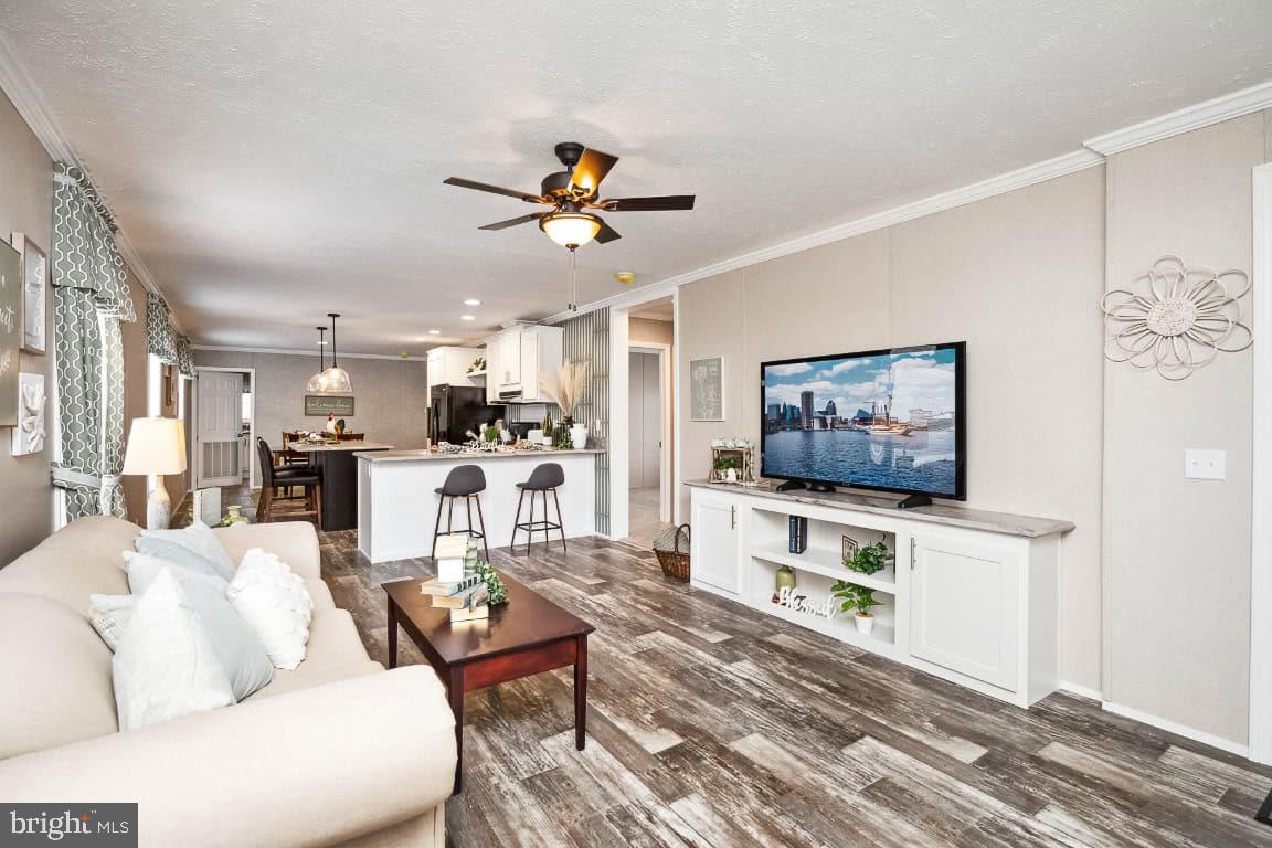 30d Debra Circle
