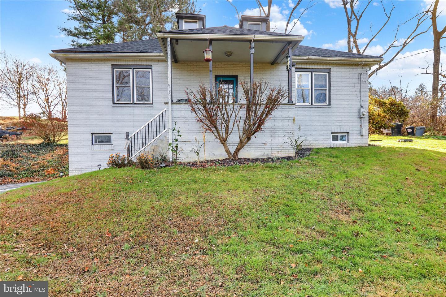 681 Baumgardner Road, Lancaster