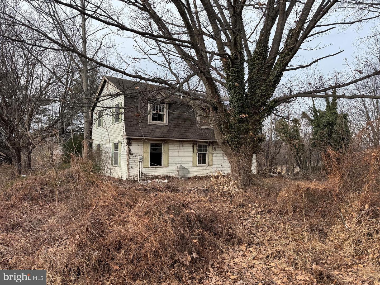 123 Risser Road, Bainbridge