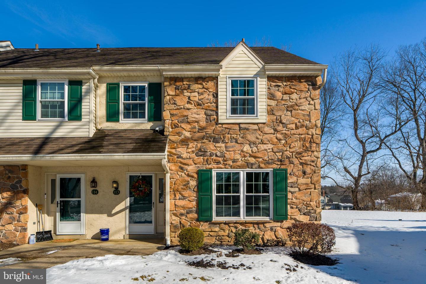 113 Oak Knoll Circle, Millersville
