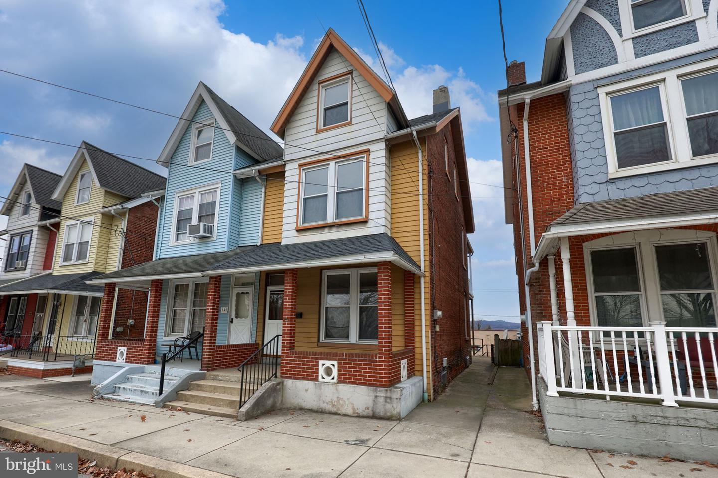 138 S 6th St, Columbia