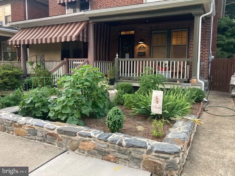 737 N Reservoir Street, Lancaster