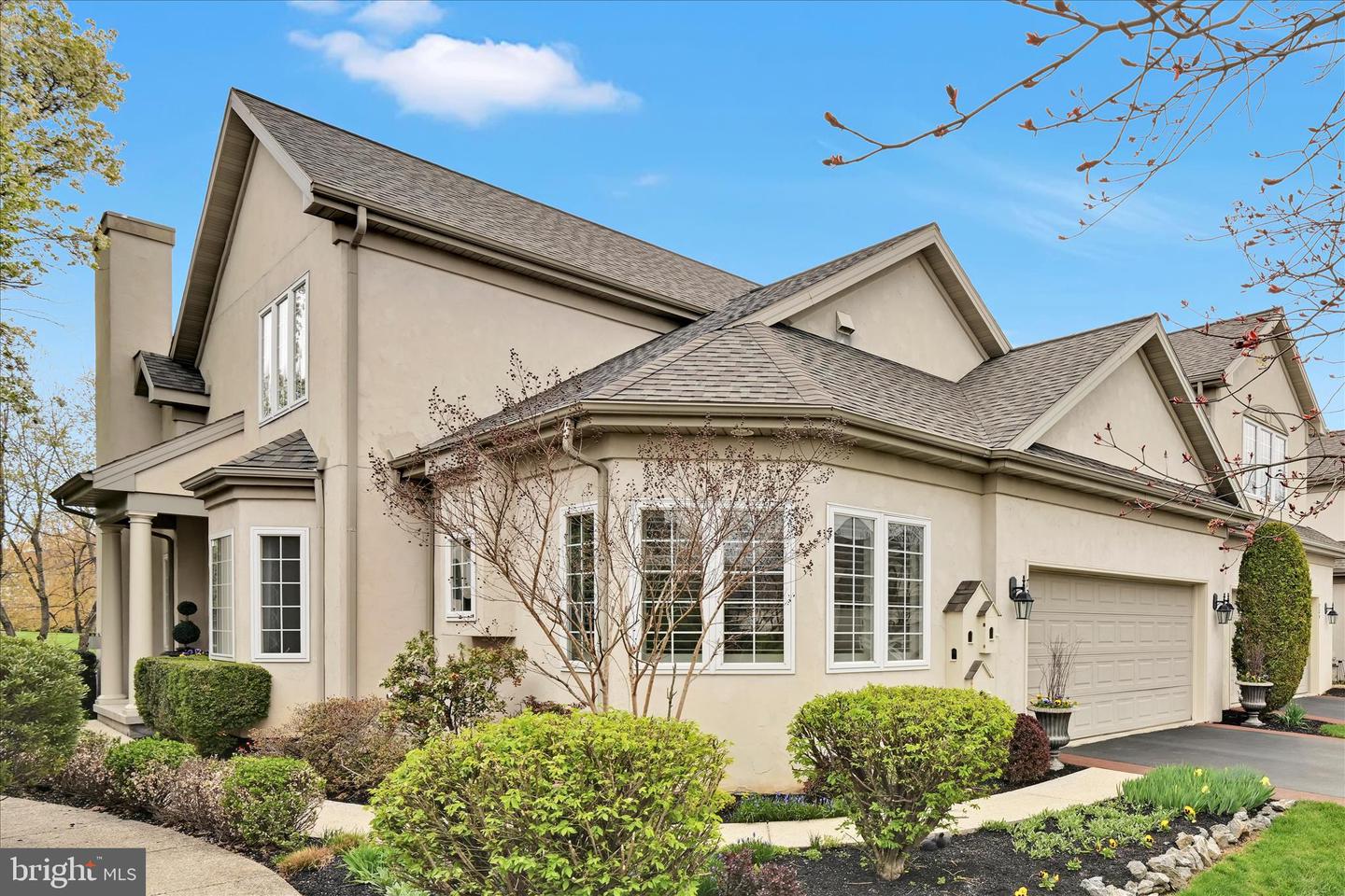 728 Woodfield Drive, Lititz
