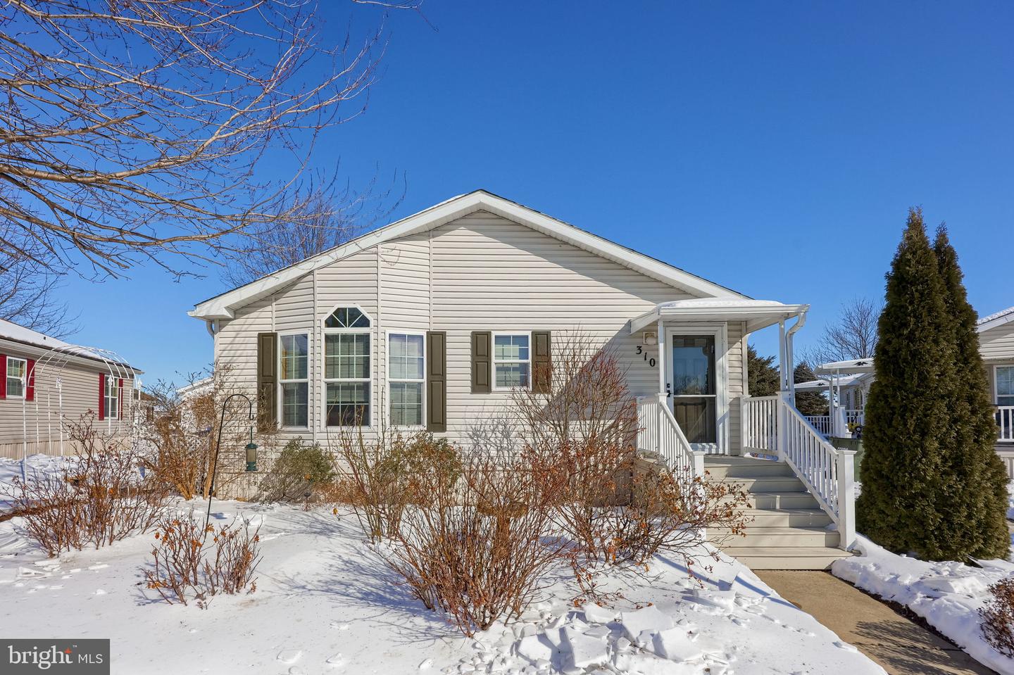 310 Summers Drive, Lancaster