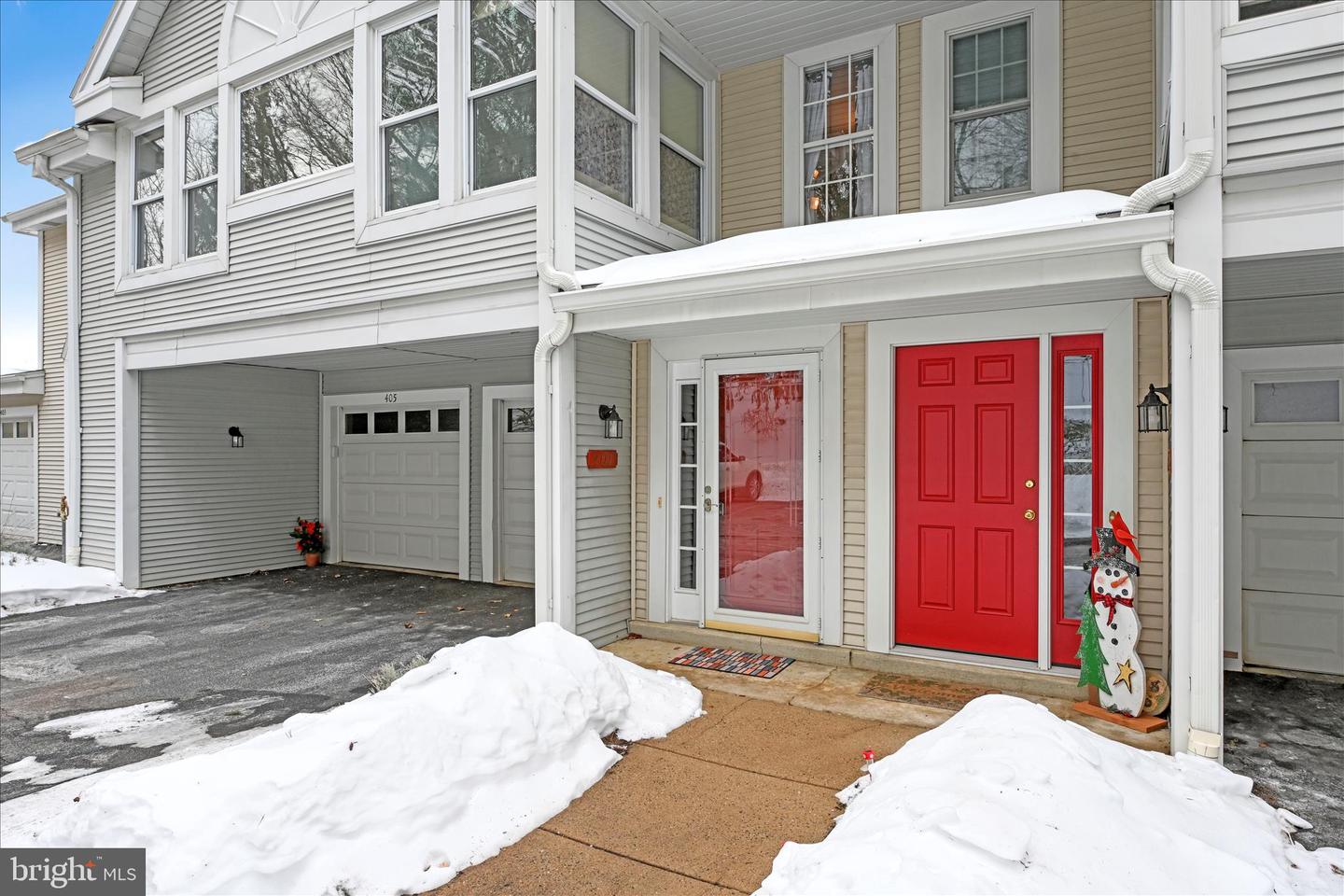 401 Country Place Drive, Lancaster