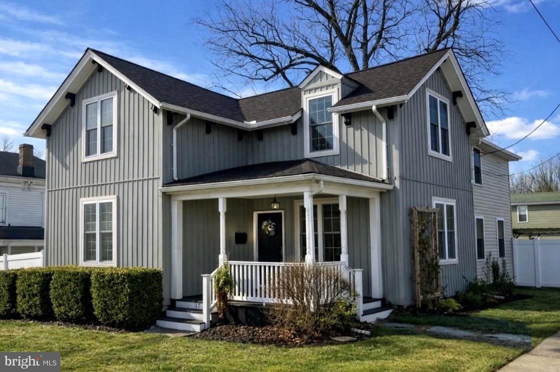 37 N Gay Street, Marietta