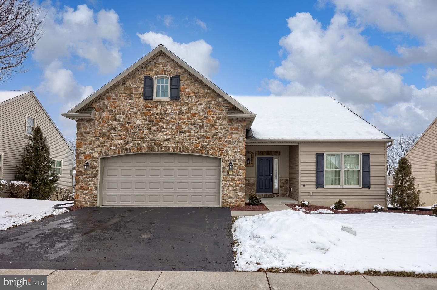 900 Cambridge Drive, Manheim