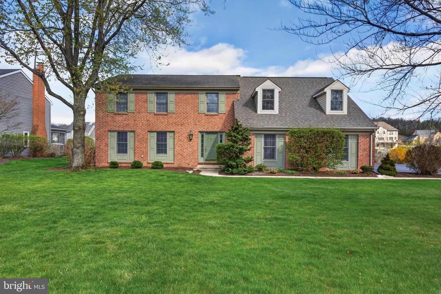 441 Trena Avenue, Lancaster