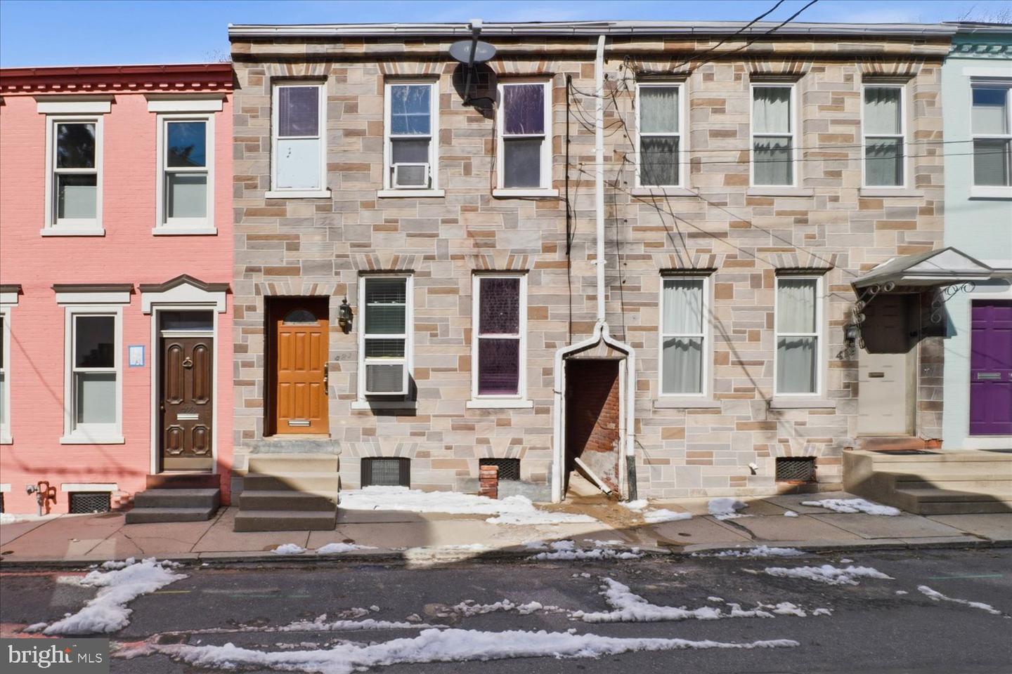 421 W Marion Street, Lancaster