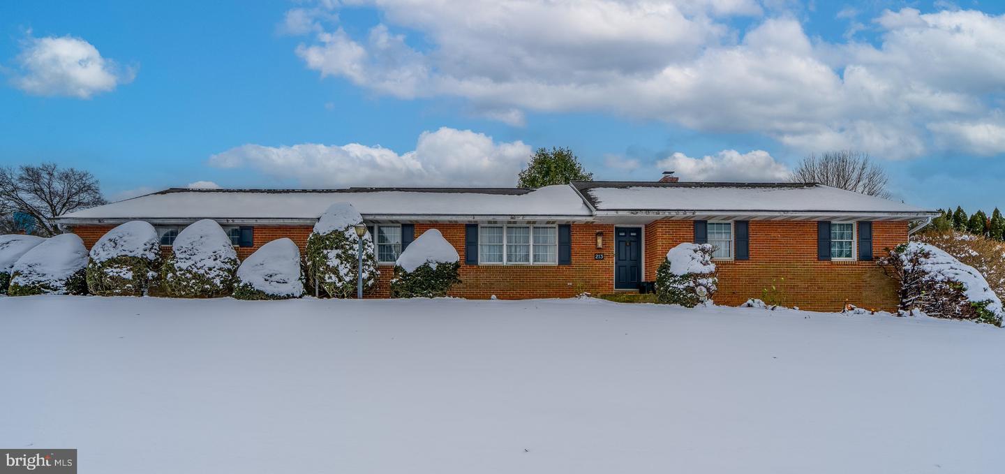 213 Maple Avenue, Quarryville