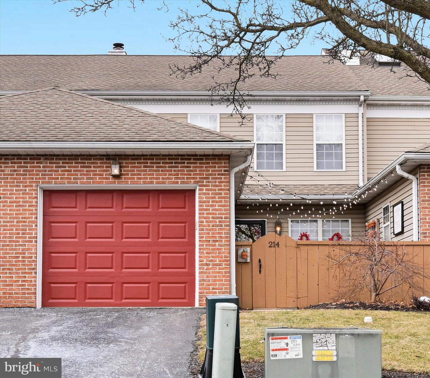 214 Winding Hill Drive, Lancaster