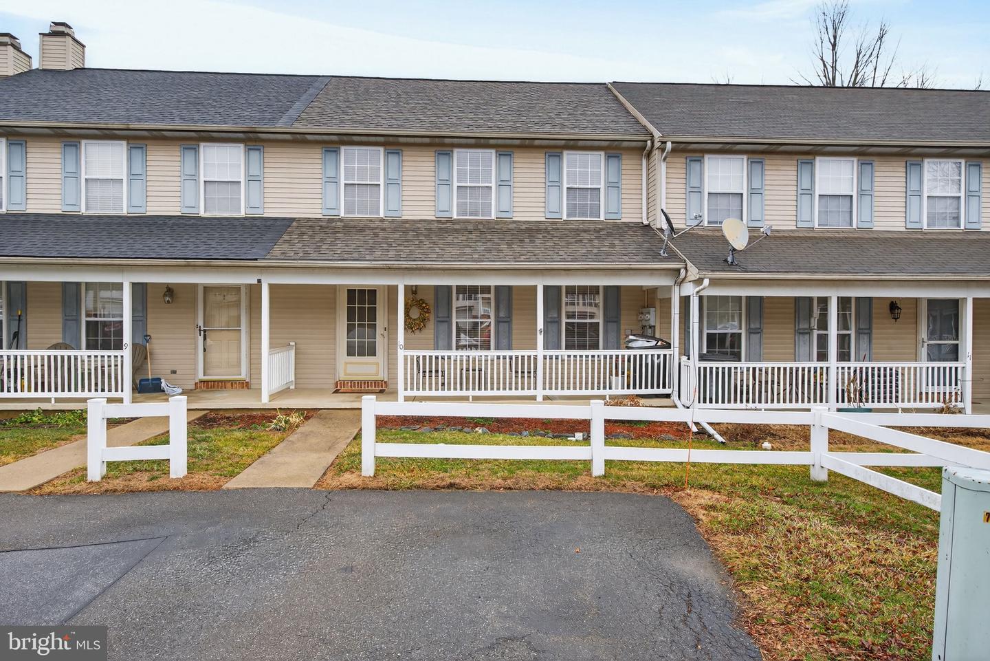 10 Cold Stream Drive, Lancaster Twp