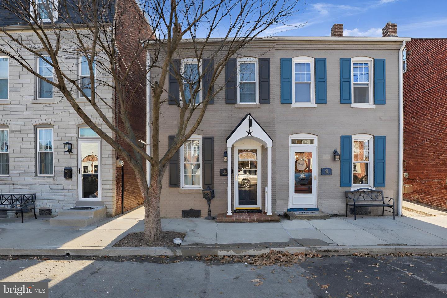46 S 8th Street, Columbia