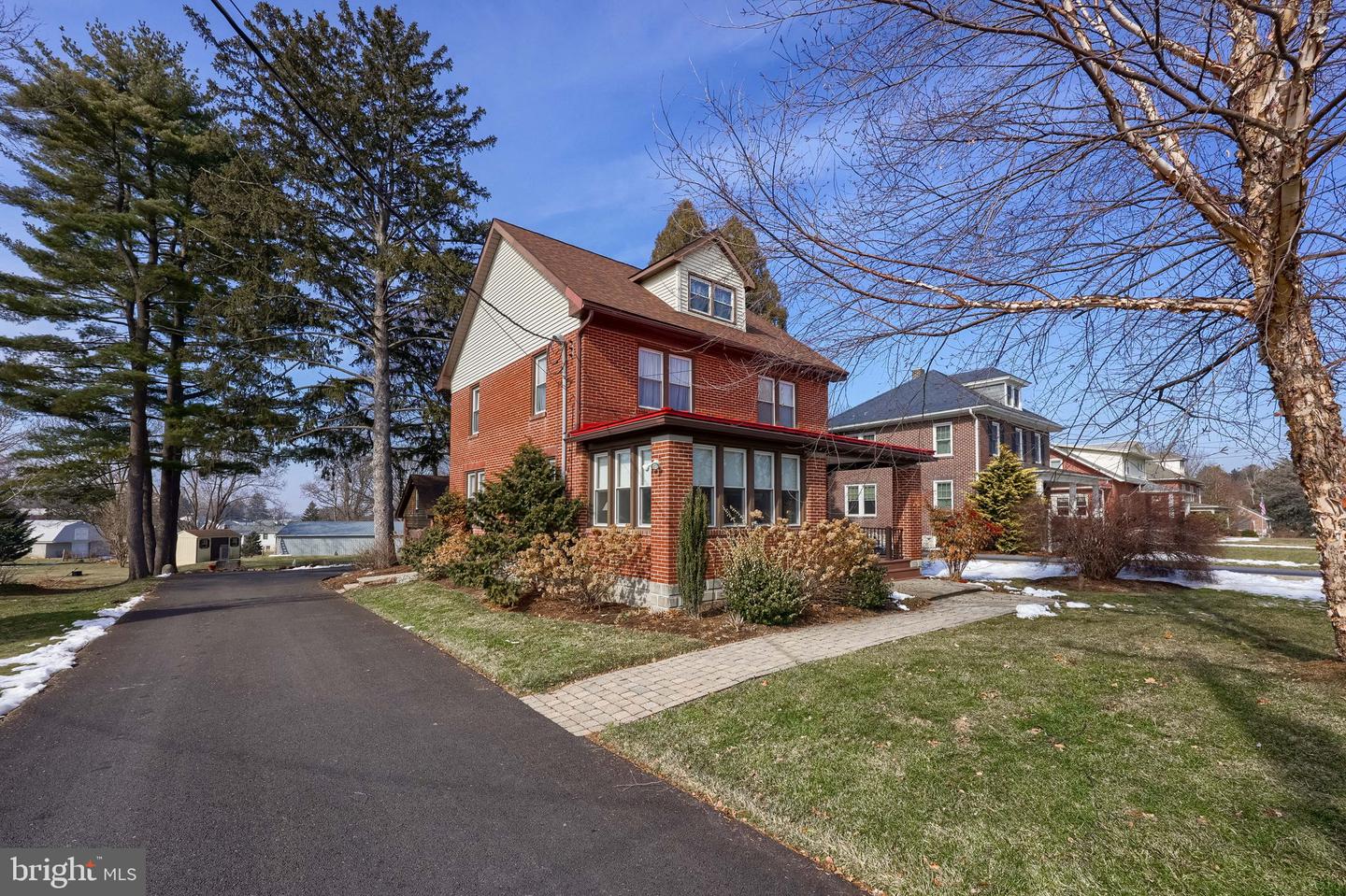32 Greenfield Road, Lancaster