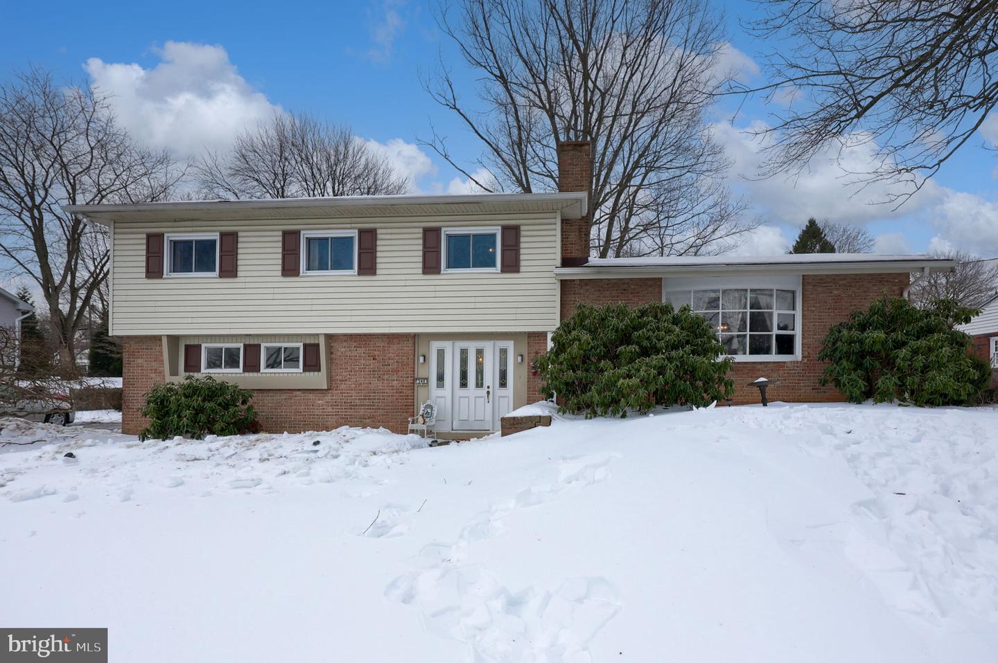 340 Primrose Avenue, Lancaster
