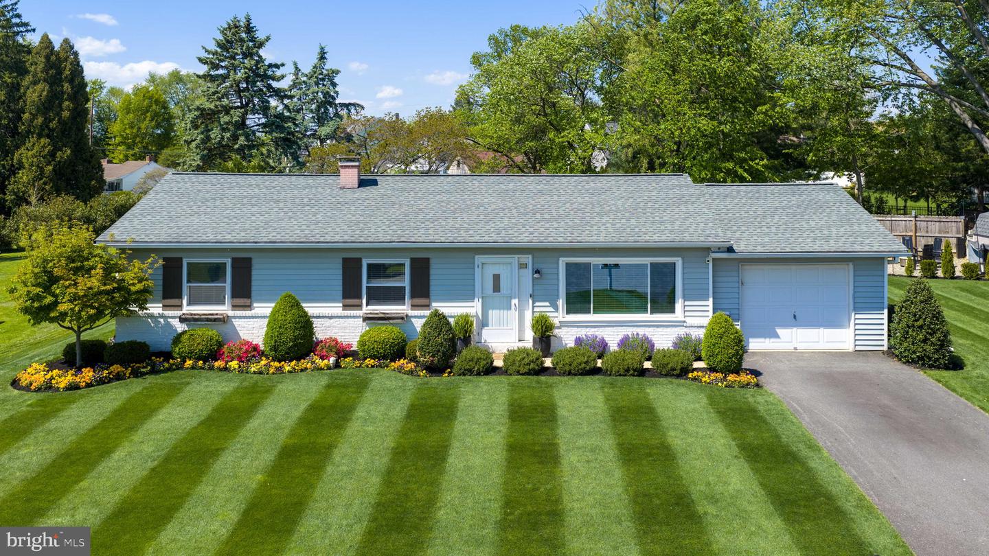 48 Vista Drive, Marietta
