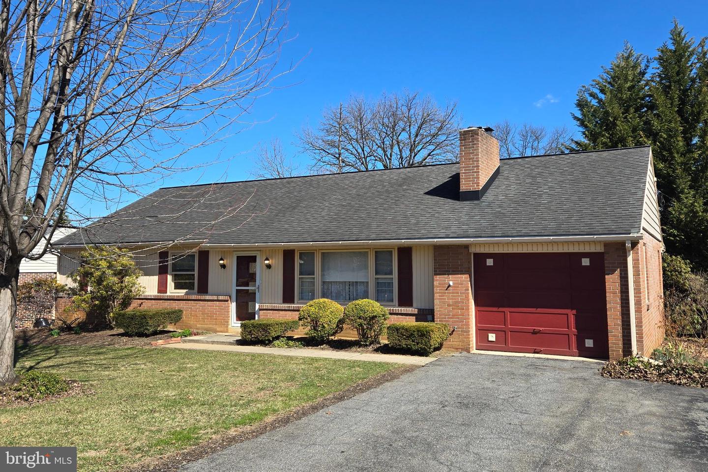 83 Highland Drive, Lancaster