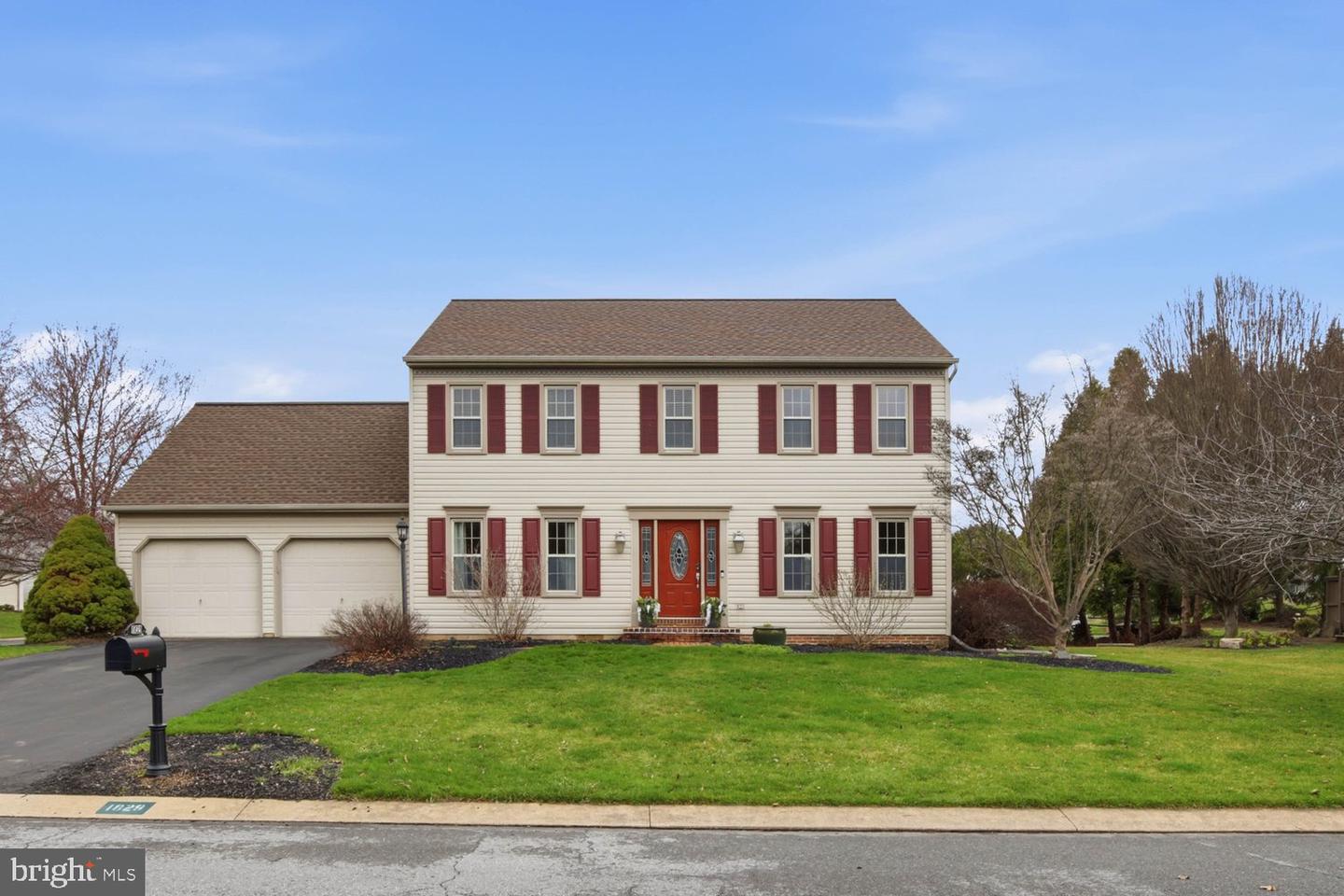 1829 Krystle Drive, Lancaster