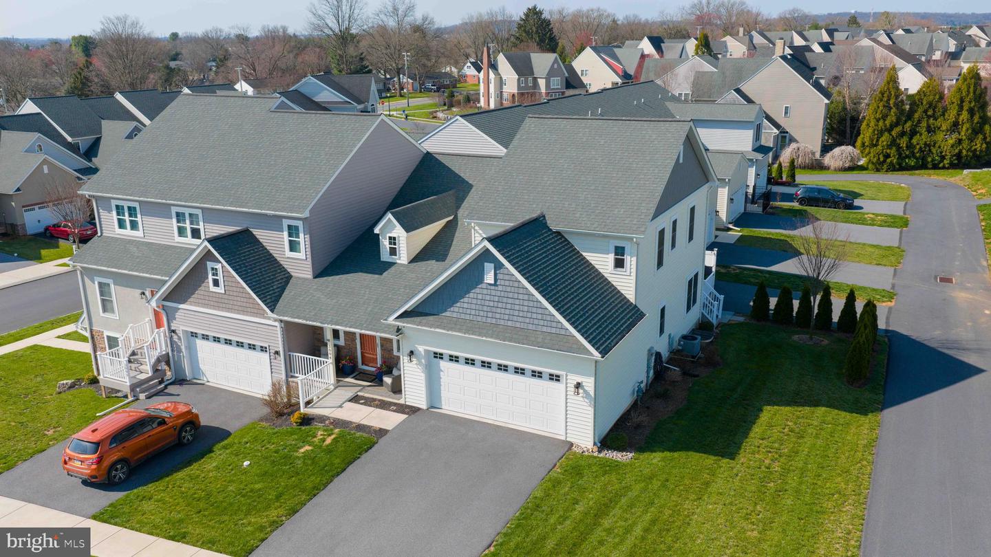 3004 Morning Thistle Court, East Petersburg