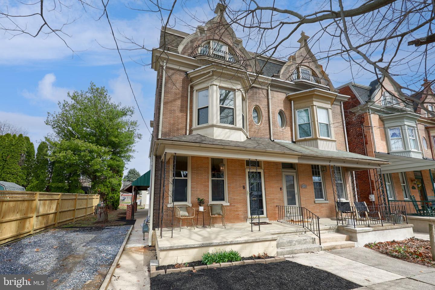 245 N 4th Street, Columbia