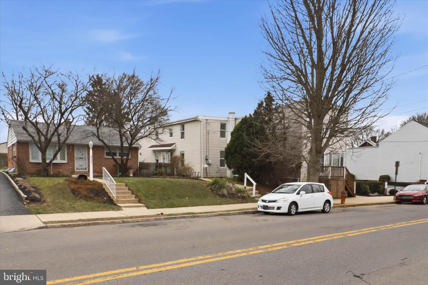 826 Saint Joseph Street, Lancaster