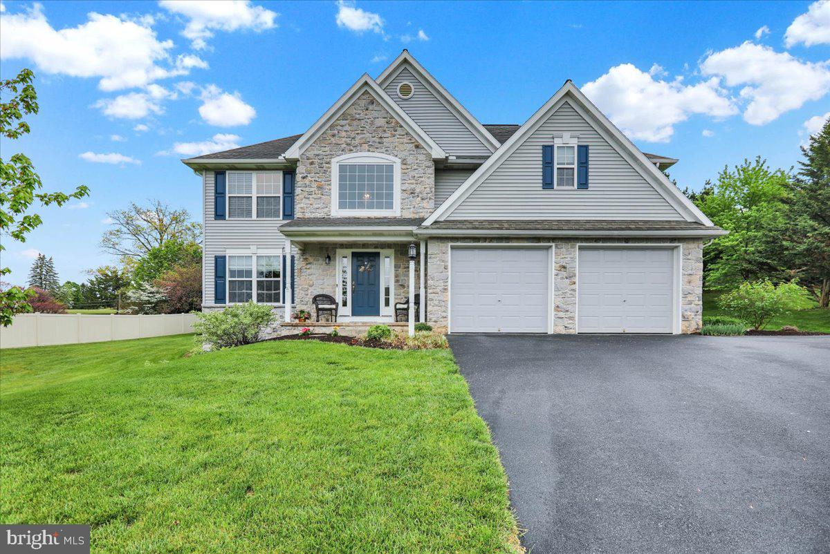 201 Cedar Hollow, Manheim