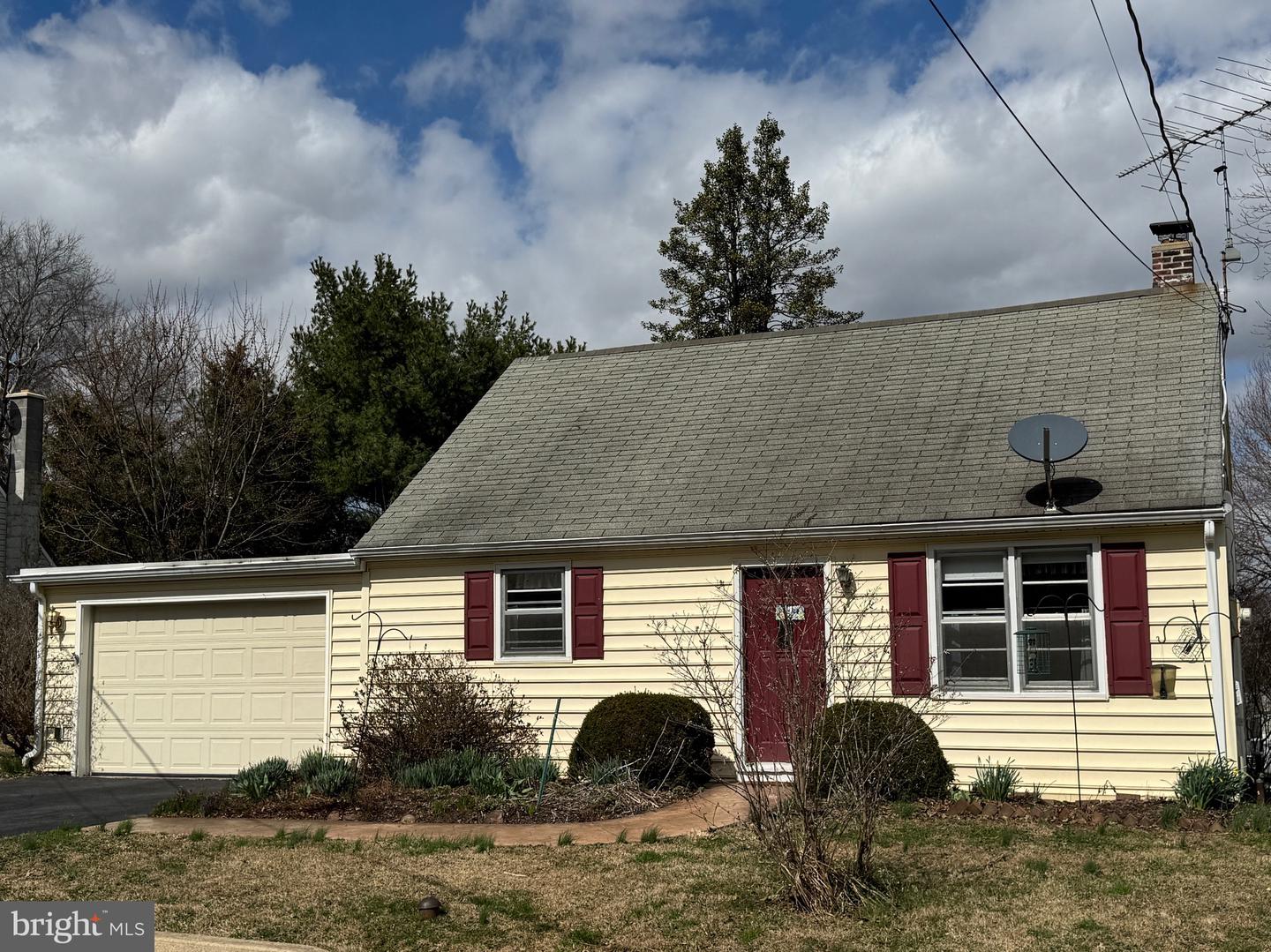 86 Village Drive, Mountville