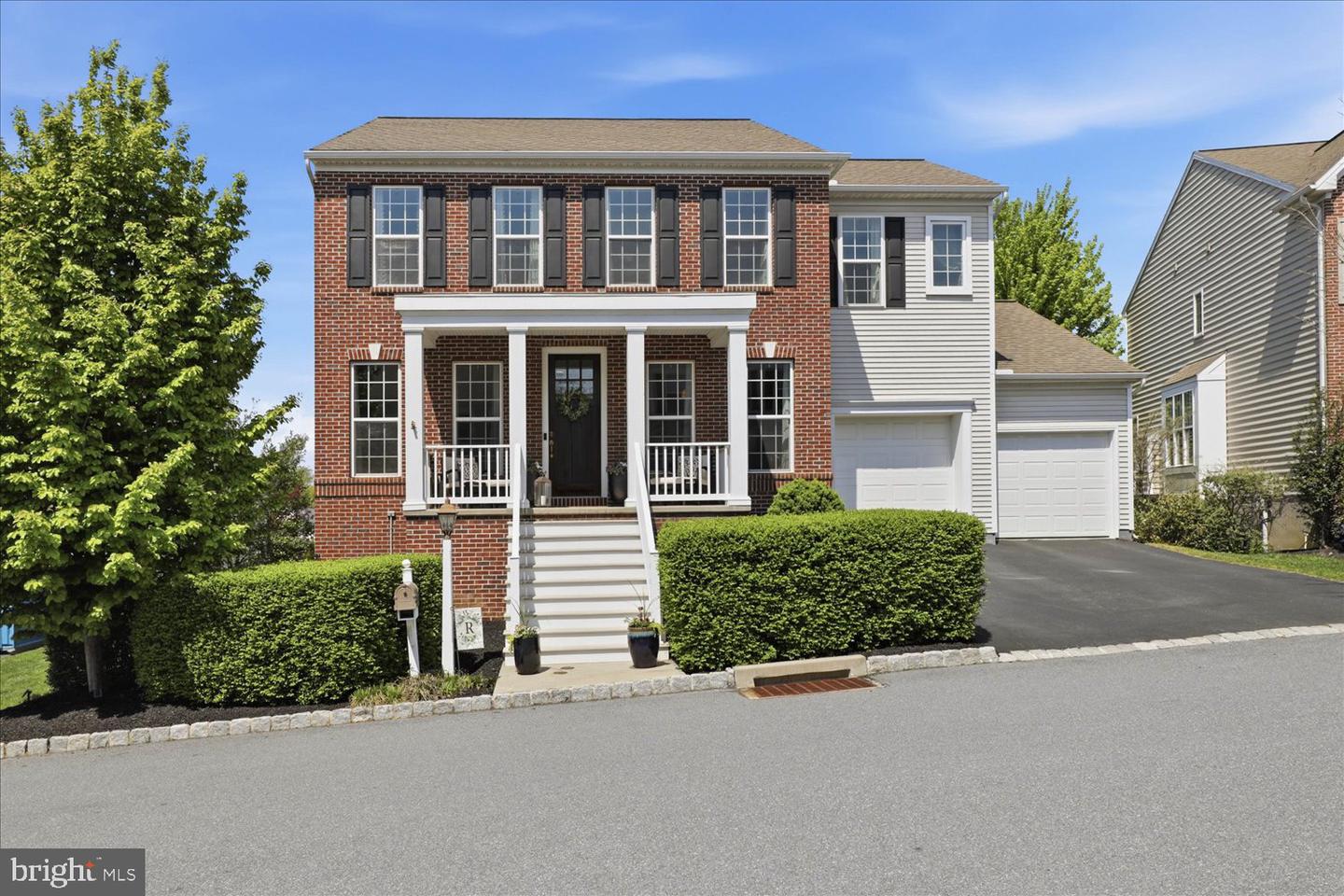 15 Tallgrass Path, Lancaster