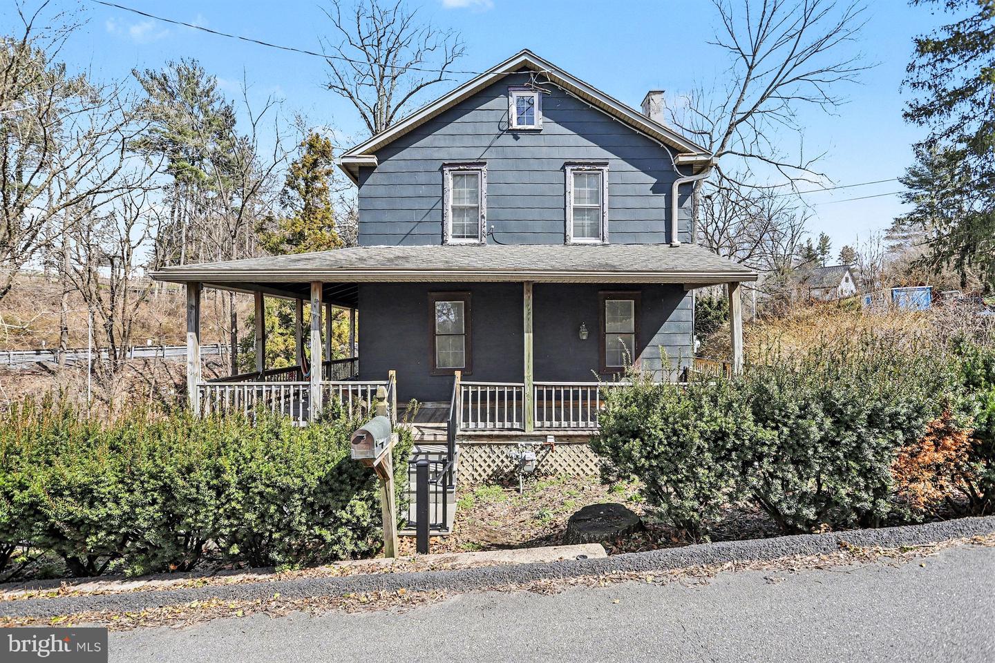 857 Willow Road, Lancaster