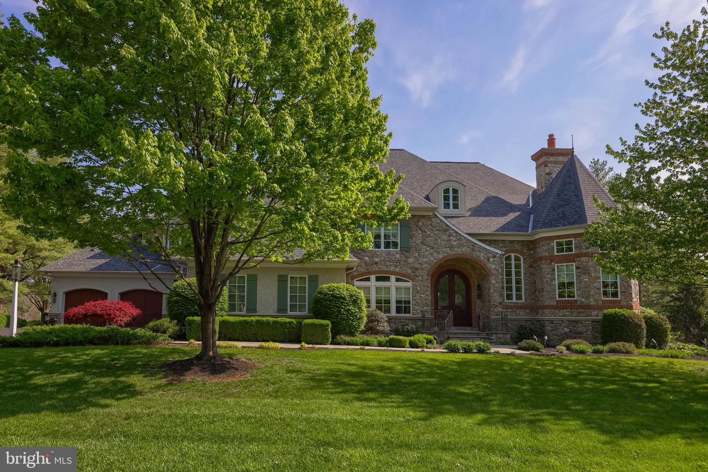 905 Greenside Drive, Lititz