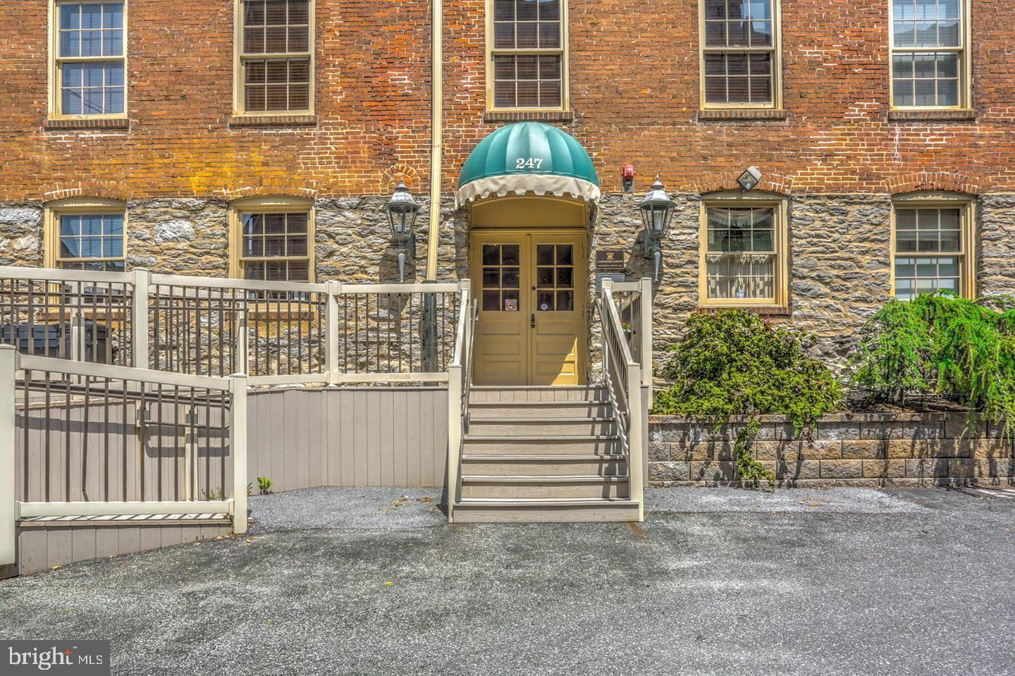 247 N Shippen Street #411, Lancaster
