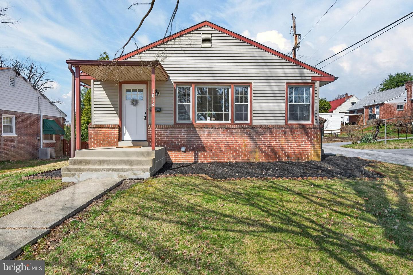 1019 Hager Street, Lancaster