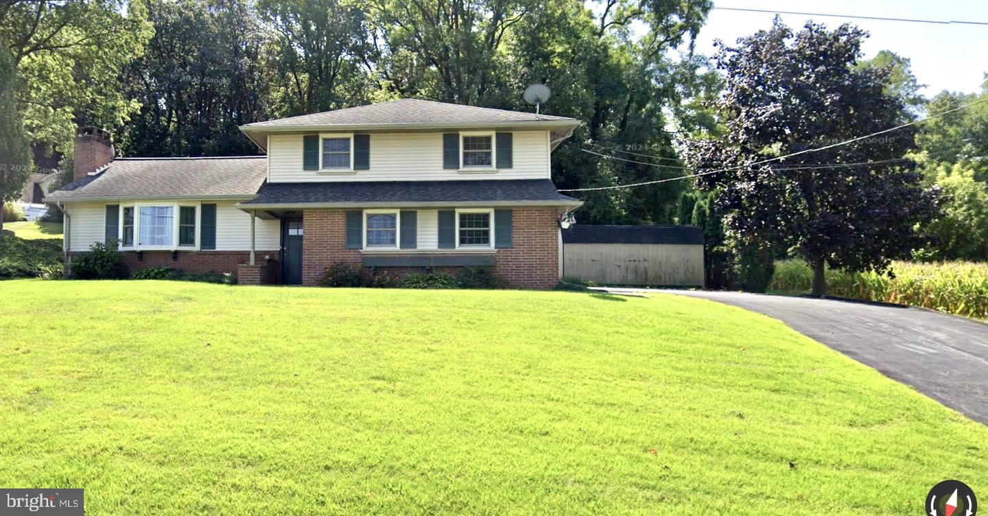 3206 Bowman Road, Lancaster