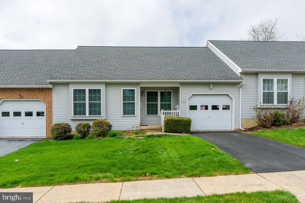 14 Oakgrove Lane, Millersville