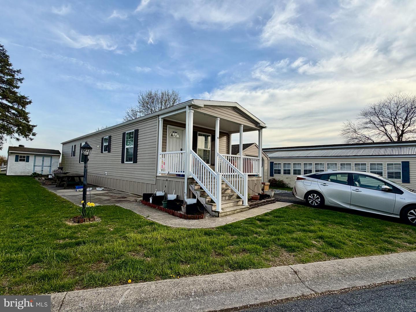 92 Ridgewood Manor, Manheim