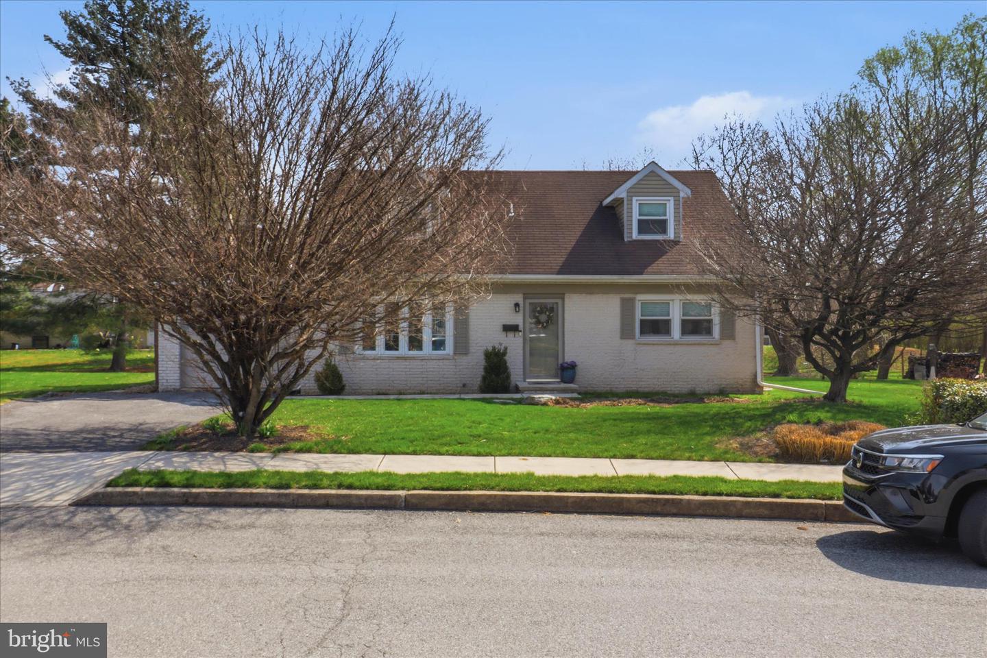 213 Skylark Road, Lititz