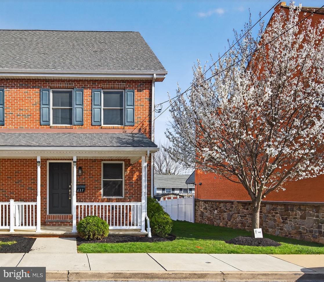 637 E Fulton Street, Lancaster