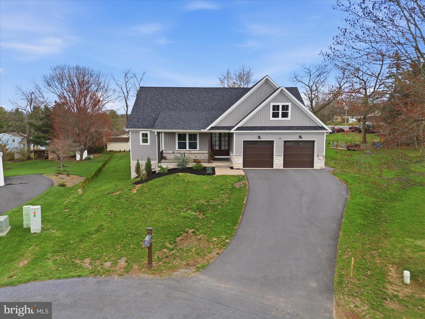 101 Ackley Circle, Lititz