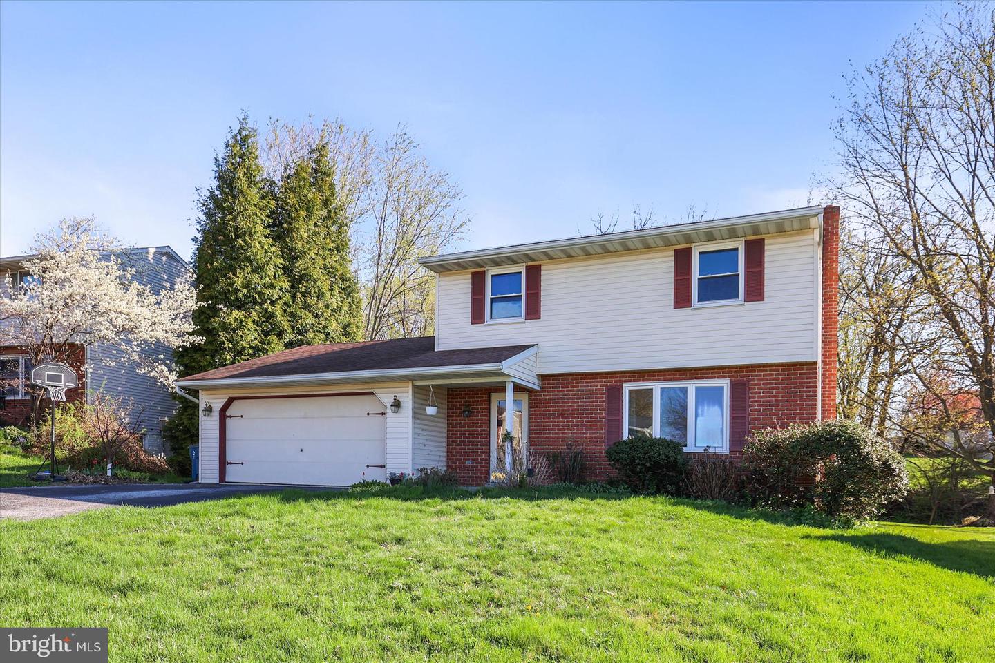 3051 Todd Lane, Lancaster