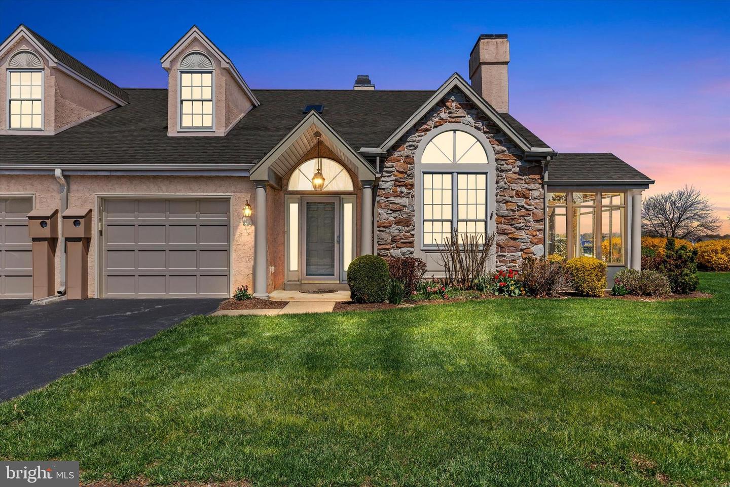 116 Greenview Drive, Lancaster