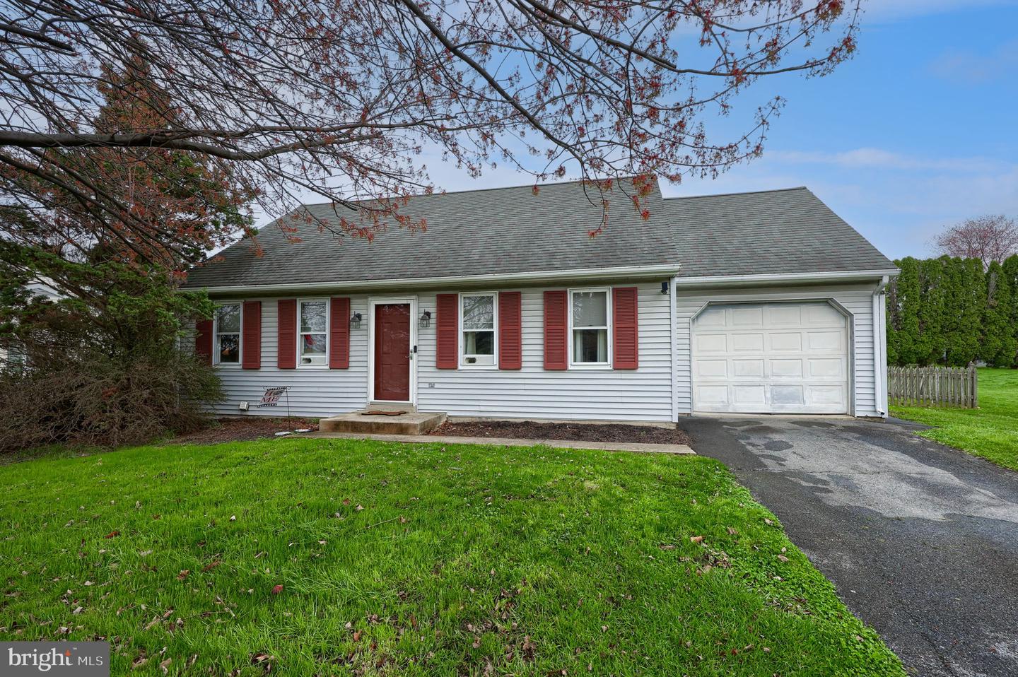 1409 Stony Battery Road, Lancaster