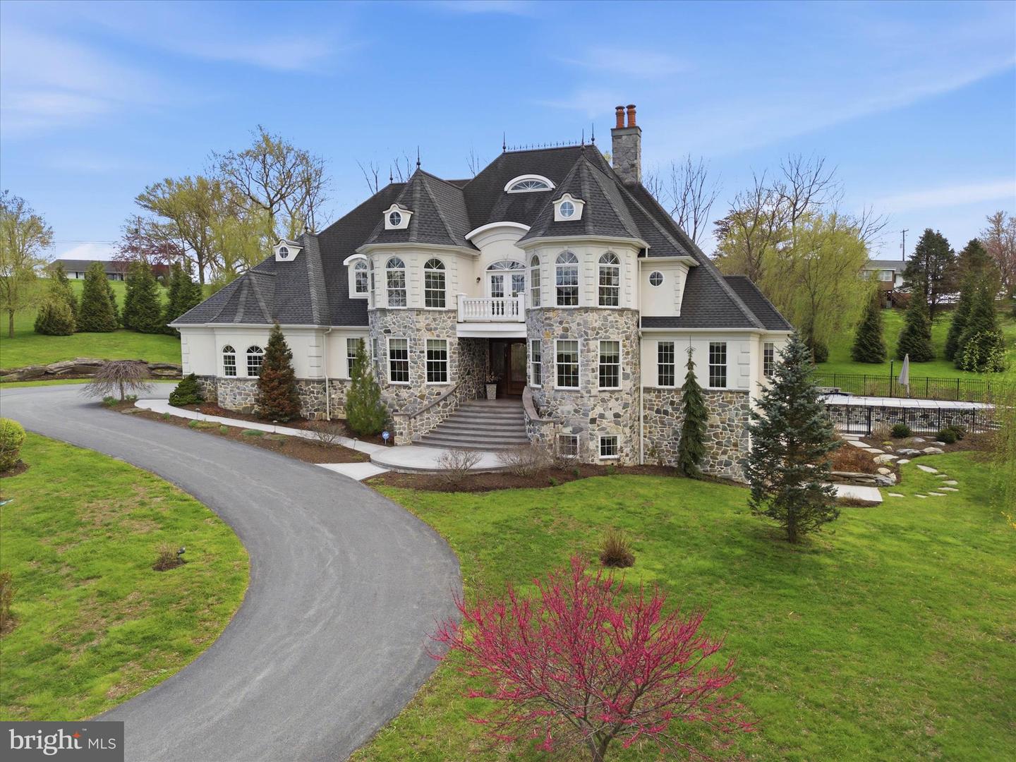 17 Hershey Lane, Lancaster