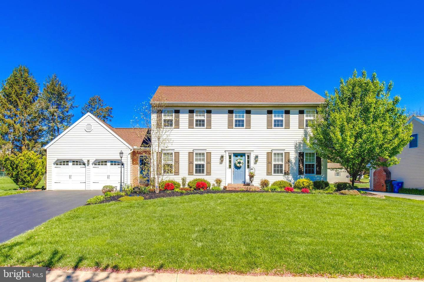 3888 Sterling Way, Columbia