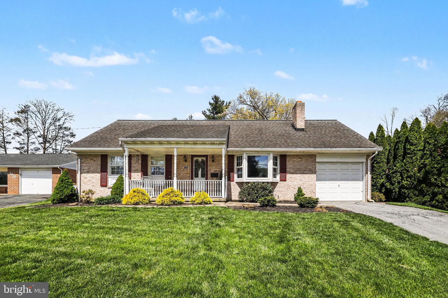 1065 Ridge Avenue, Columbia