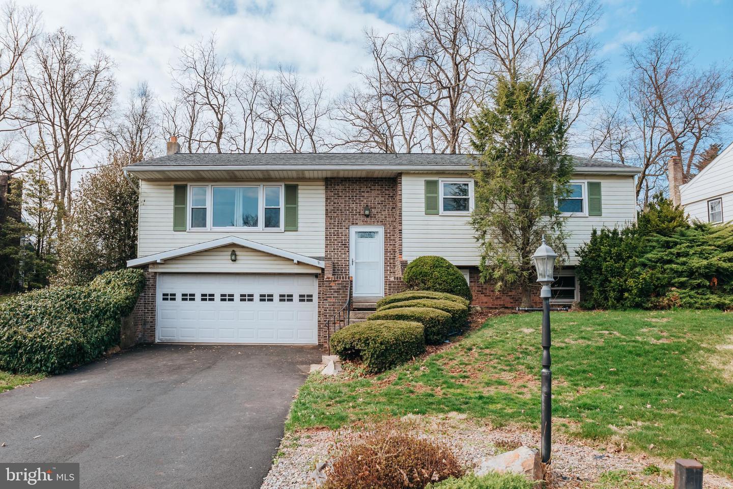 76 Scenic Drive, Denver