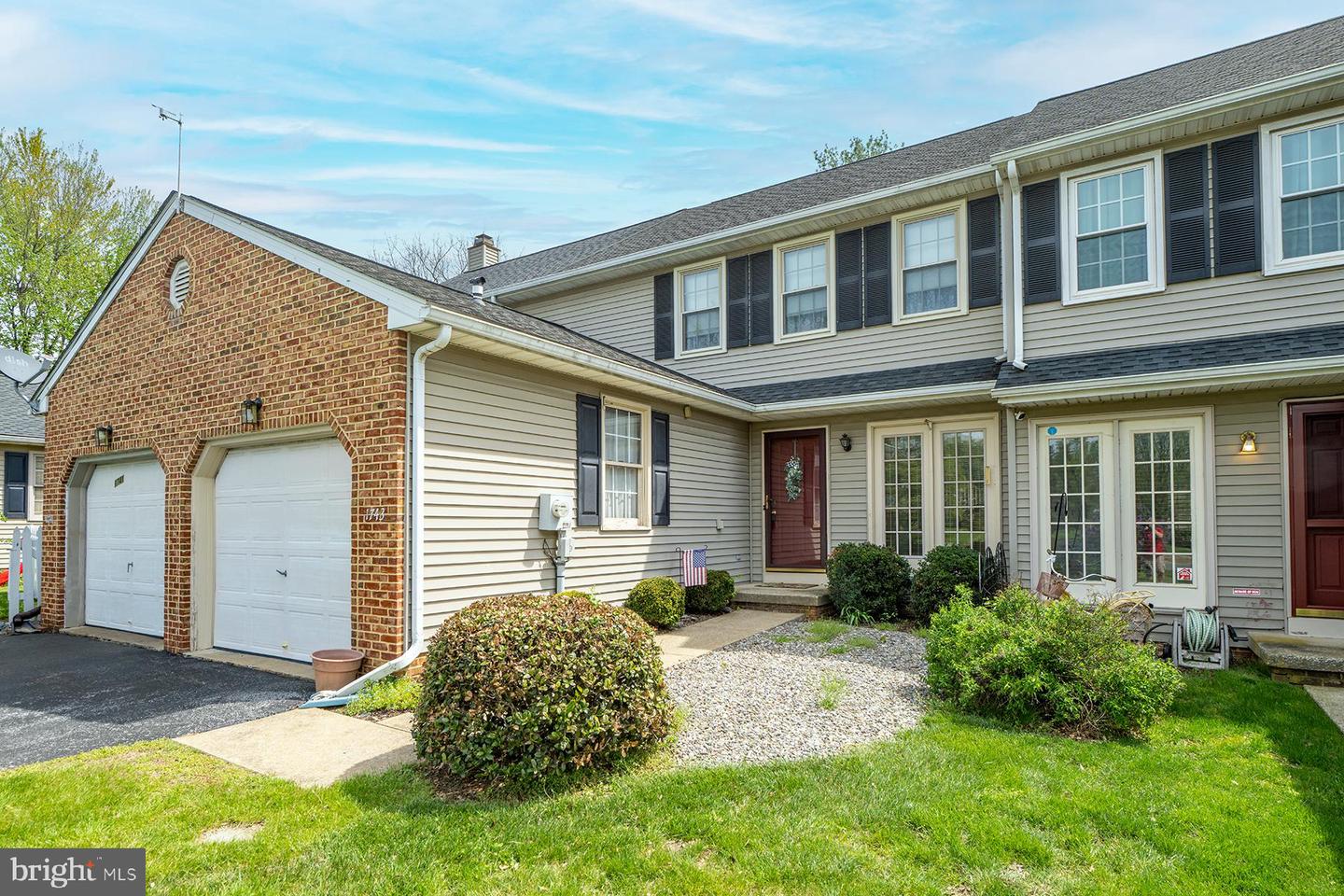 1743 Betz Farm, Lancaster