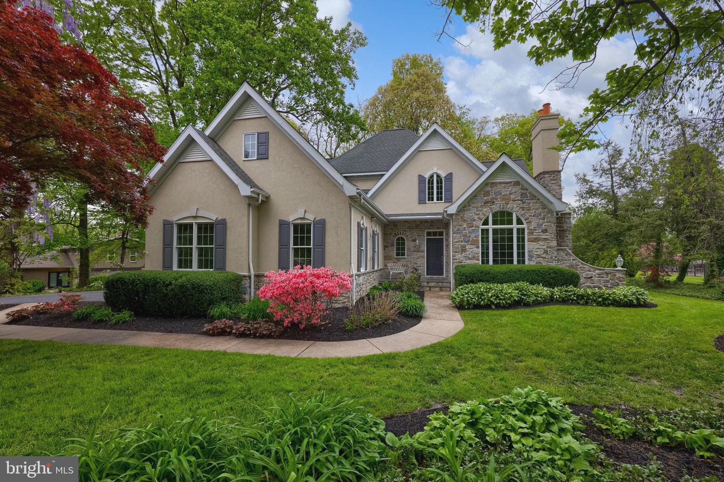 3270 Briarwood Boulevard, Lancaster
