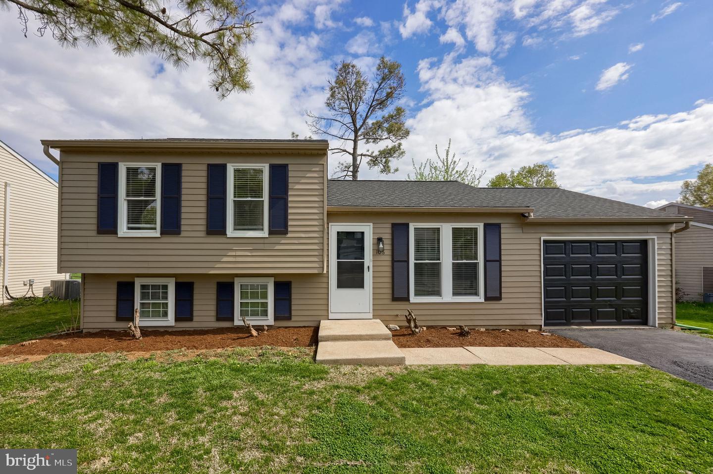 106 Warren Way, Lancaster