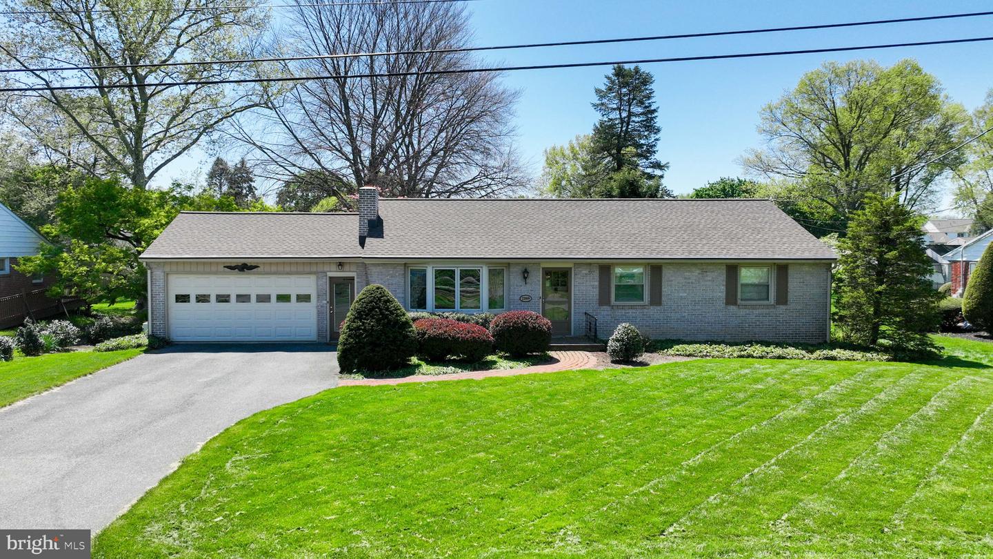 2188 Kolb Drive, Lancaster